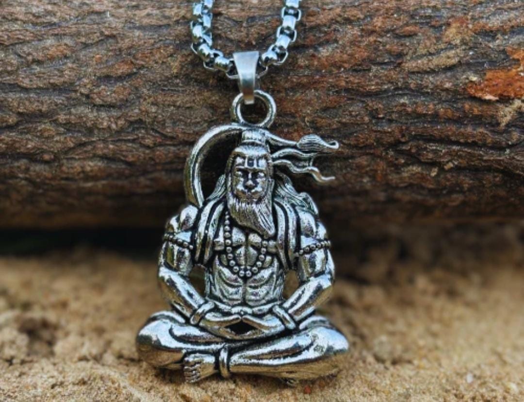 Sterling Silver Lord Hanuman Meditating Pendant (~5.5 gm)